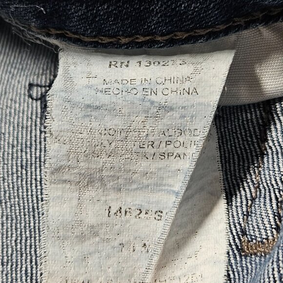 Riders Mid Rise Bermuda Jean Shorts Womens Size 35 Waist Dark Wash Denim - Picture 4 of 4